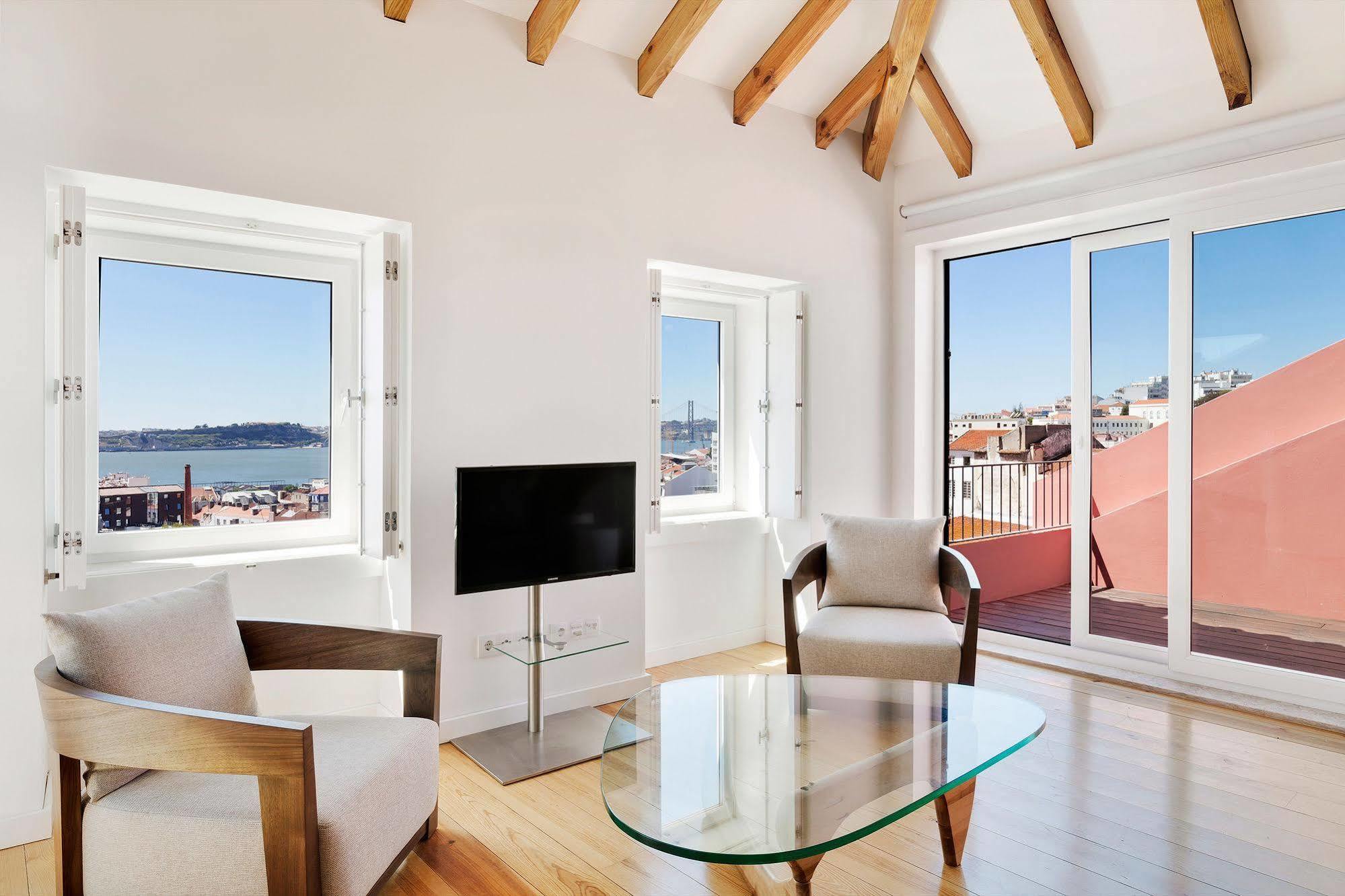 Hello Lisbon Sao Bento Boutique Apartments מראה חיצוני תמונה