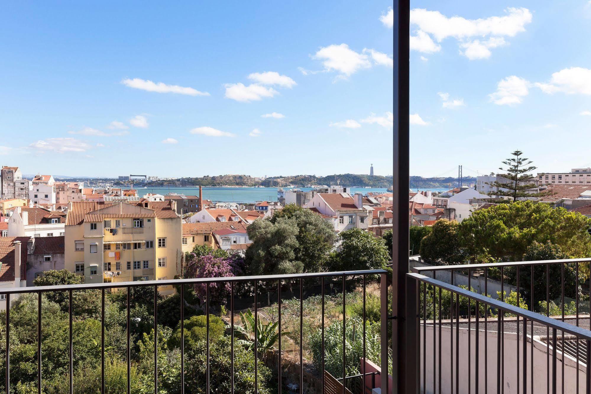 Hello Lisbon Sao Bento Boutique Apartments מראה חיצוני תמונה